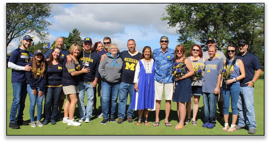 Football Wedding, the group photo