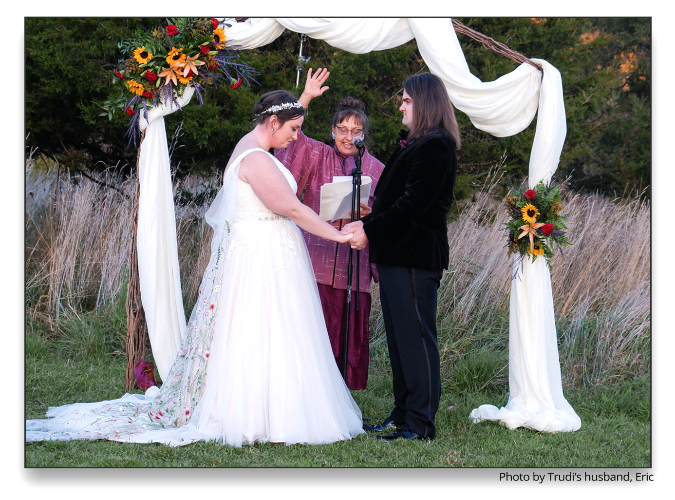 Outdoor Fall Wedding Ceremony, Trudi Cooper Officiant, Michigna